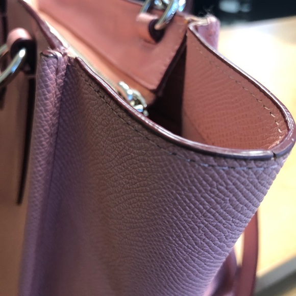 EUC COACH CROSBY CARRYALL 21 IN REFINED LEATHER - Picture 4 of 5